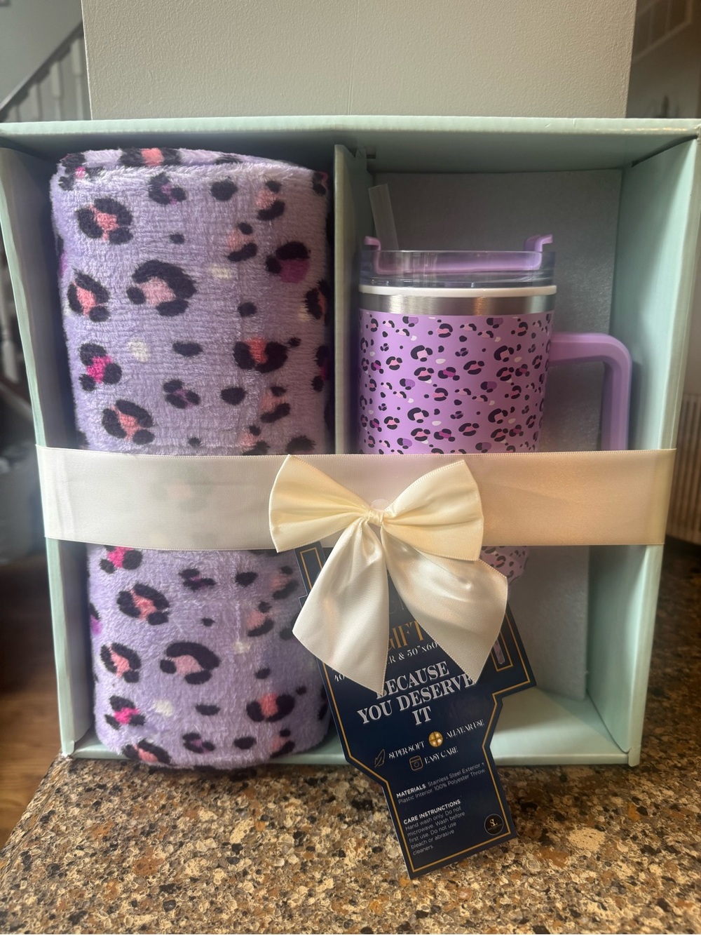 Source Unknown Lavender Leopard Print Tumbler & Throw Gift Set